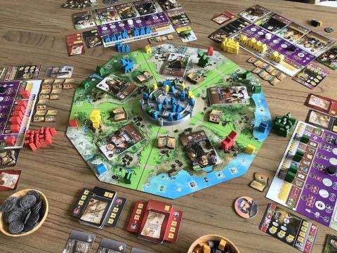 Viscount of the West Kingdom Gameplay